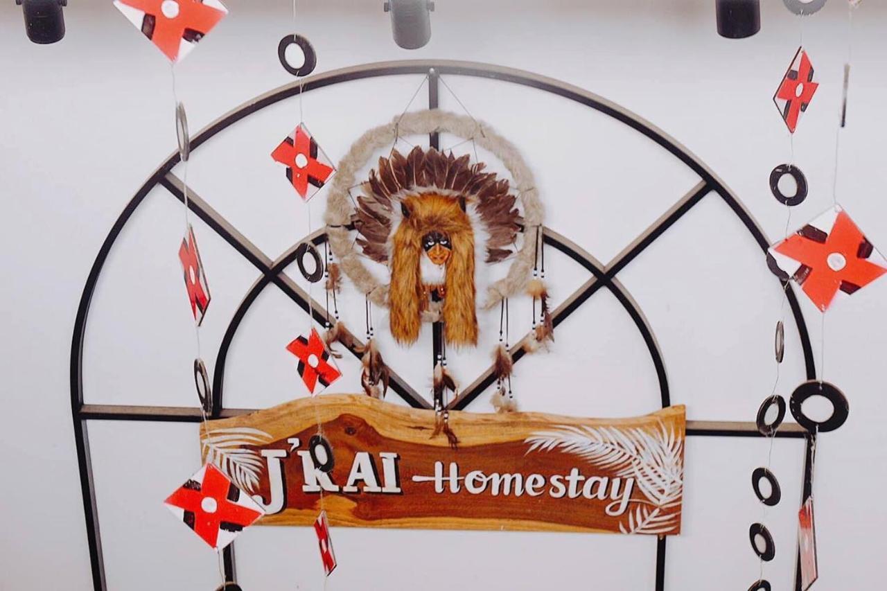 Jrai Homestay Плейку Екстер'єр фото
